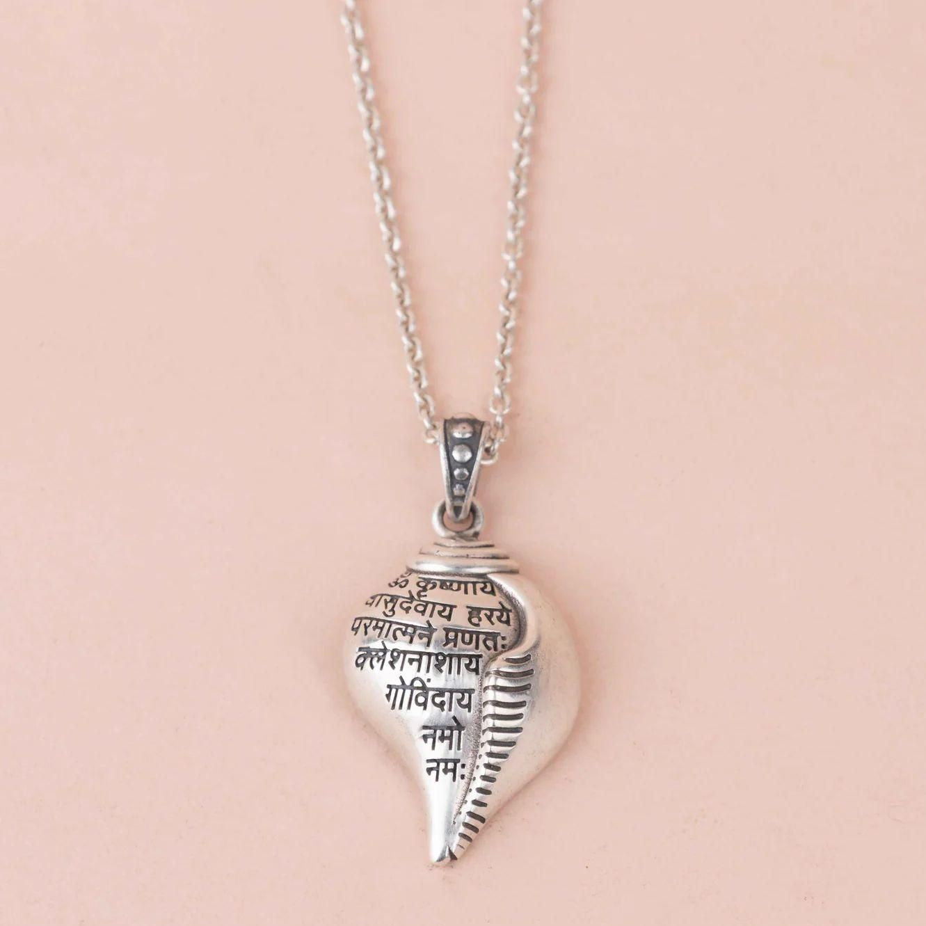 Shri Krishna Shankha Pendant with Chain: Divine Elegance for Daily Wear