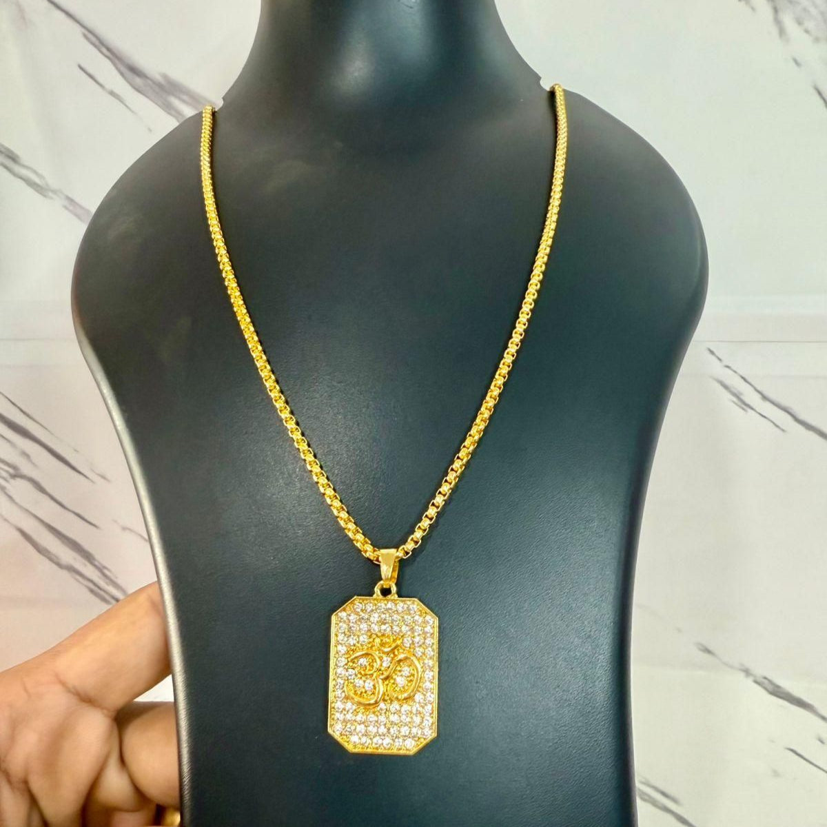 old Plated Om Diamond Pendant & Chain: Divine Elegance for Men